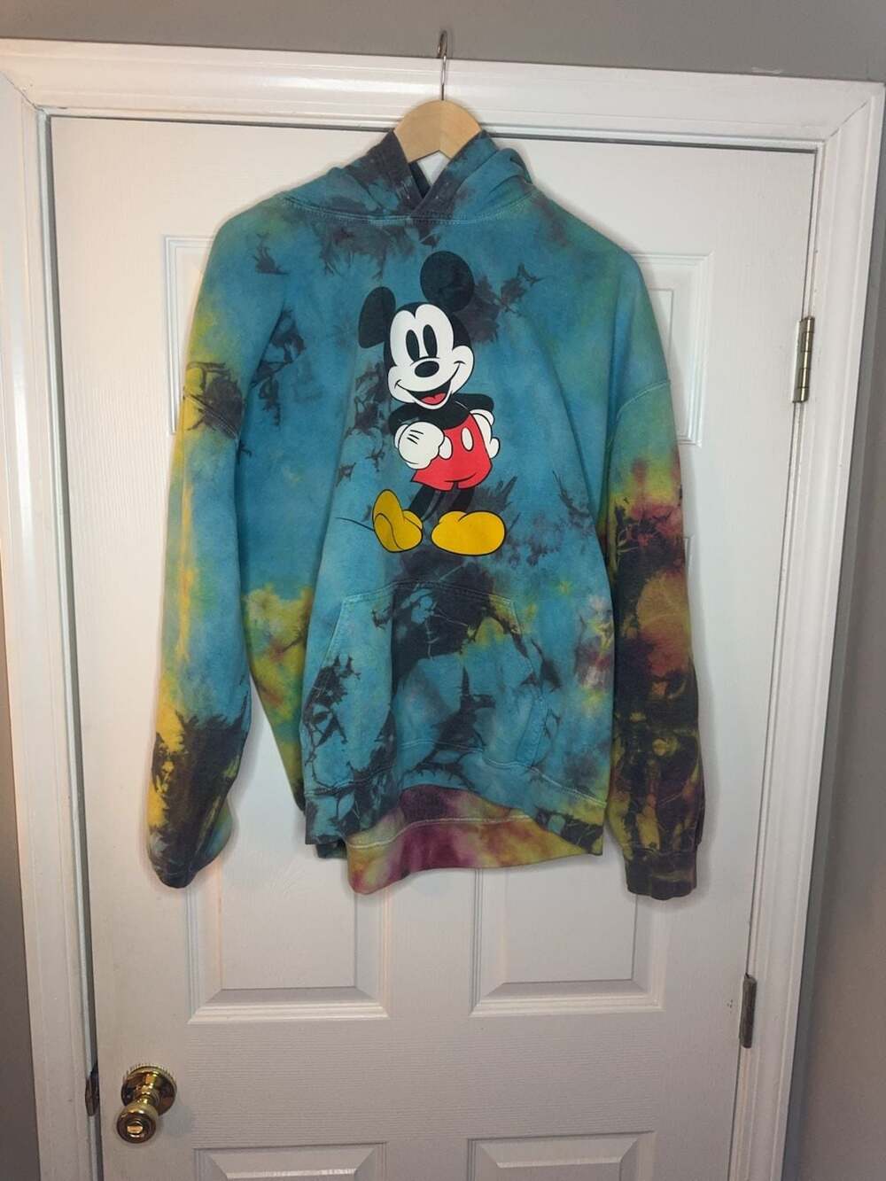 Disney Mickey Mouse Tie-Dye Hoodie Size Large